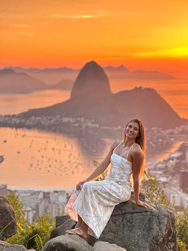 Flavia Pelicioni - Guia de Turismo